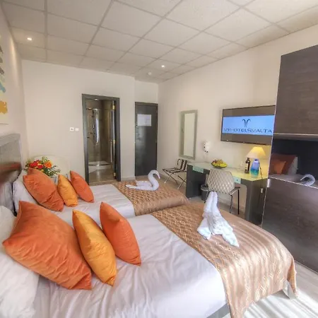 Hotel Bay
