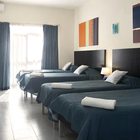 מלון Bay Saint Julian's