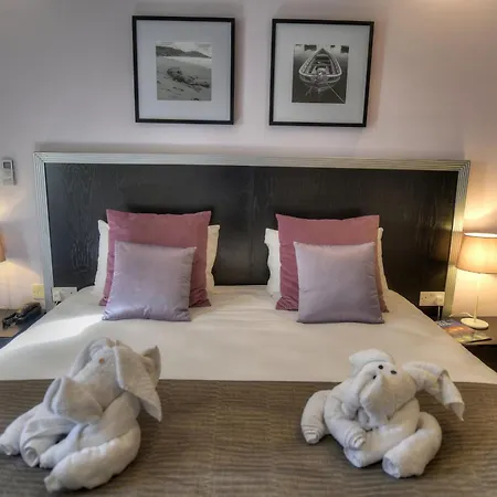 Bay Hotel 3*