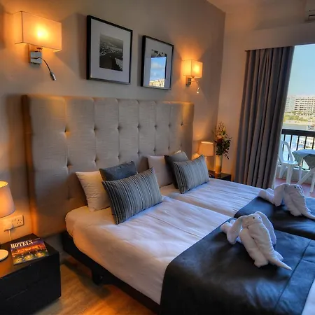Hotel Bay 3*