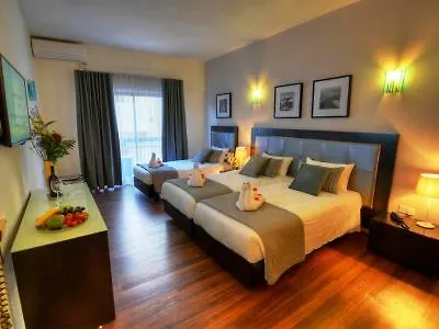Bay Hotel