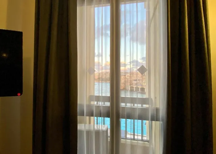 Hotel Bay San Giuliano