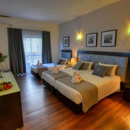 Hotel Bay Saint Julian's