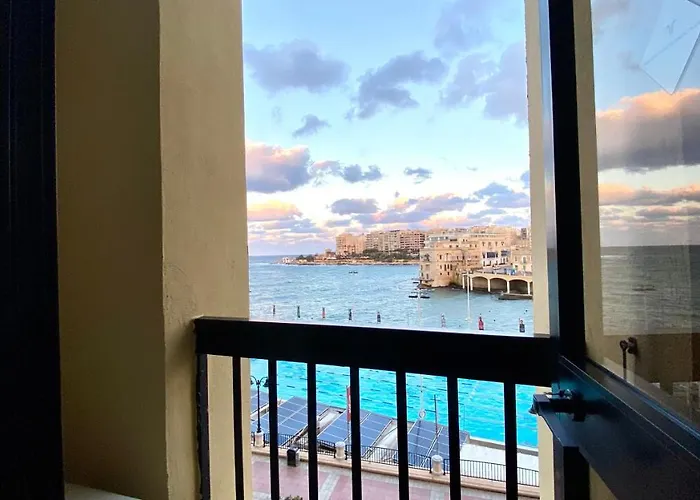 Bay 3* Saint Julian's