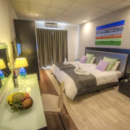 Hotel Bay