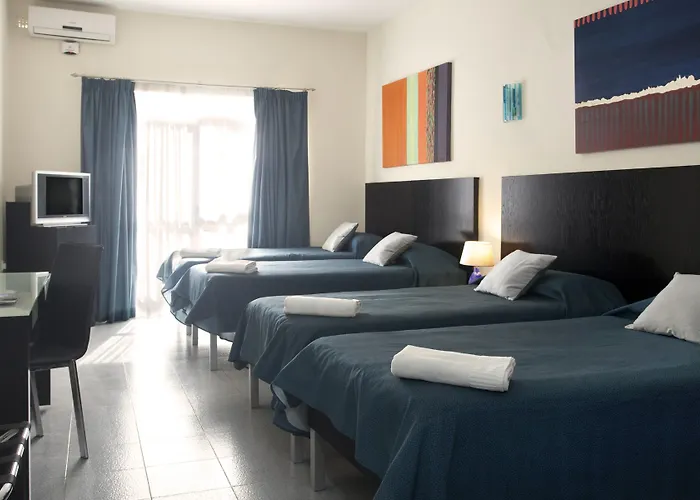 Hotel Bay St. Julian's